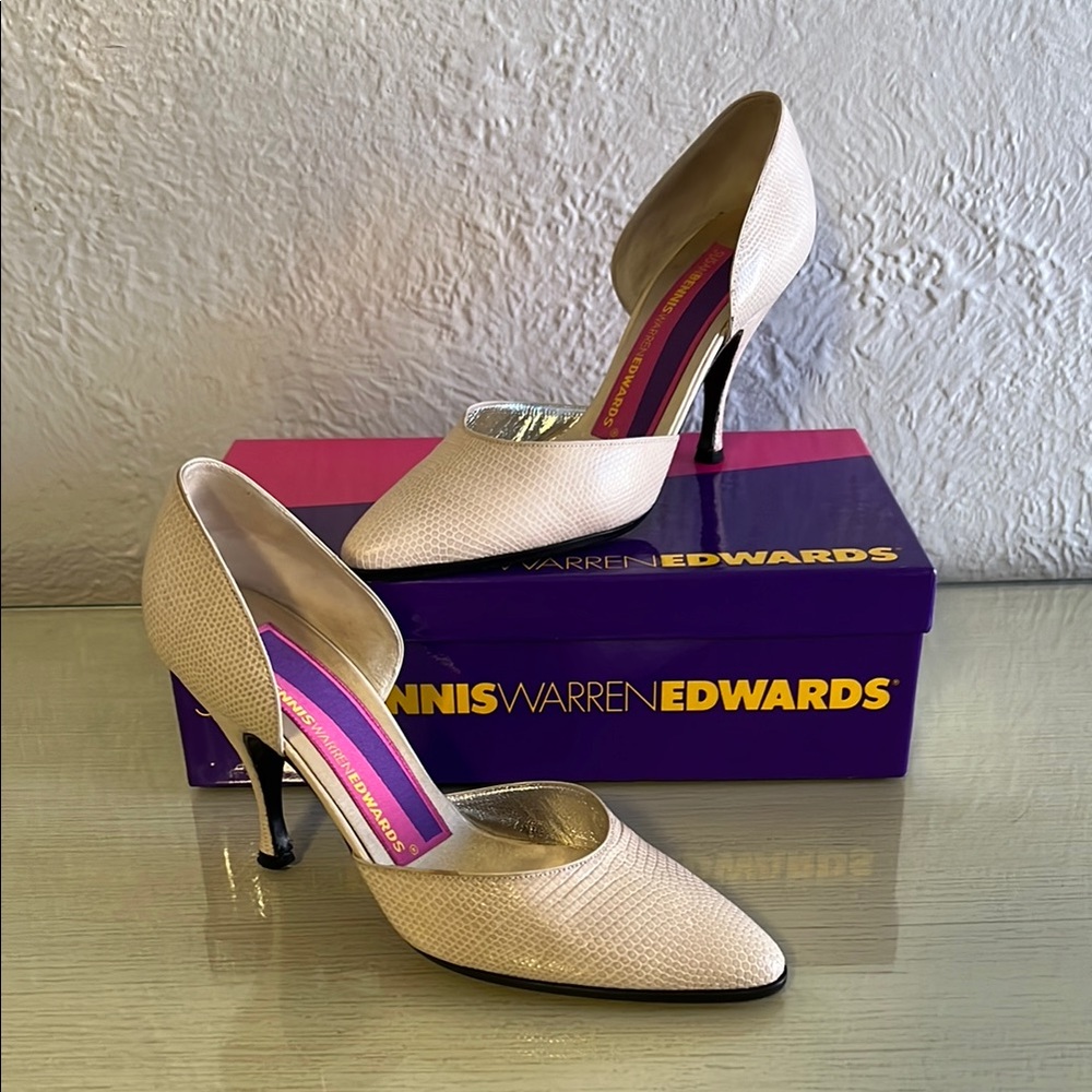 Vintage Cream High Heels